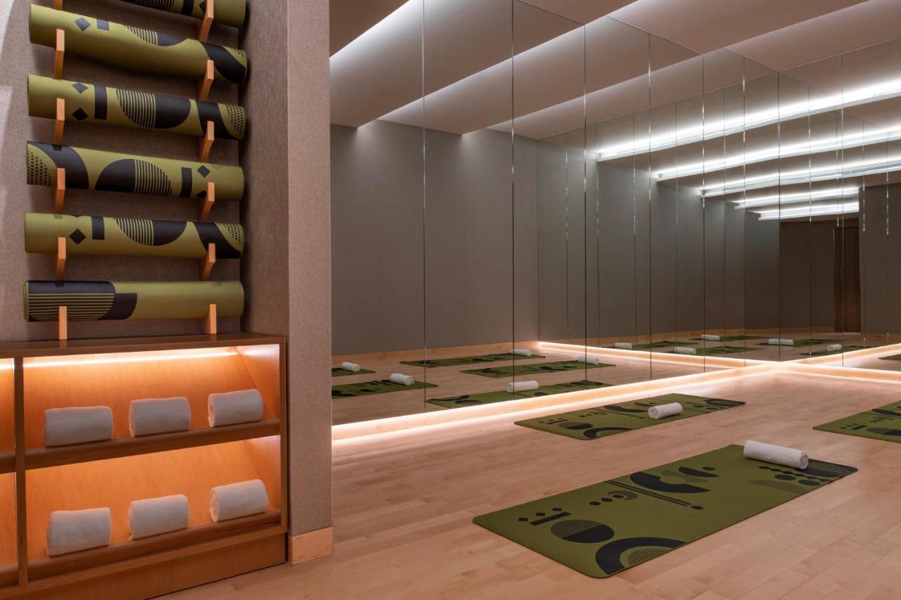 Abesq Doha Hotel And Residences, An Ihg Hotel Kültér fotó The Yoga Room